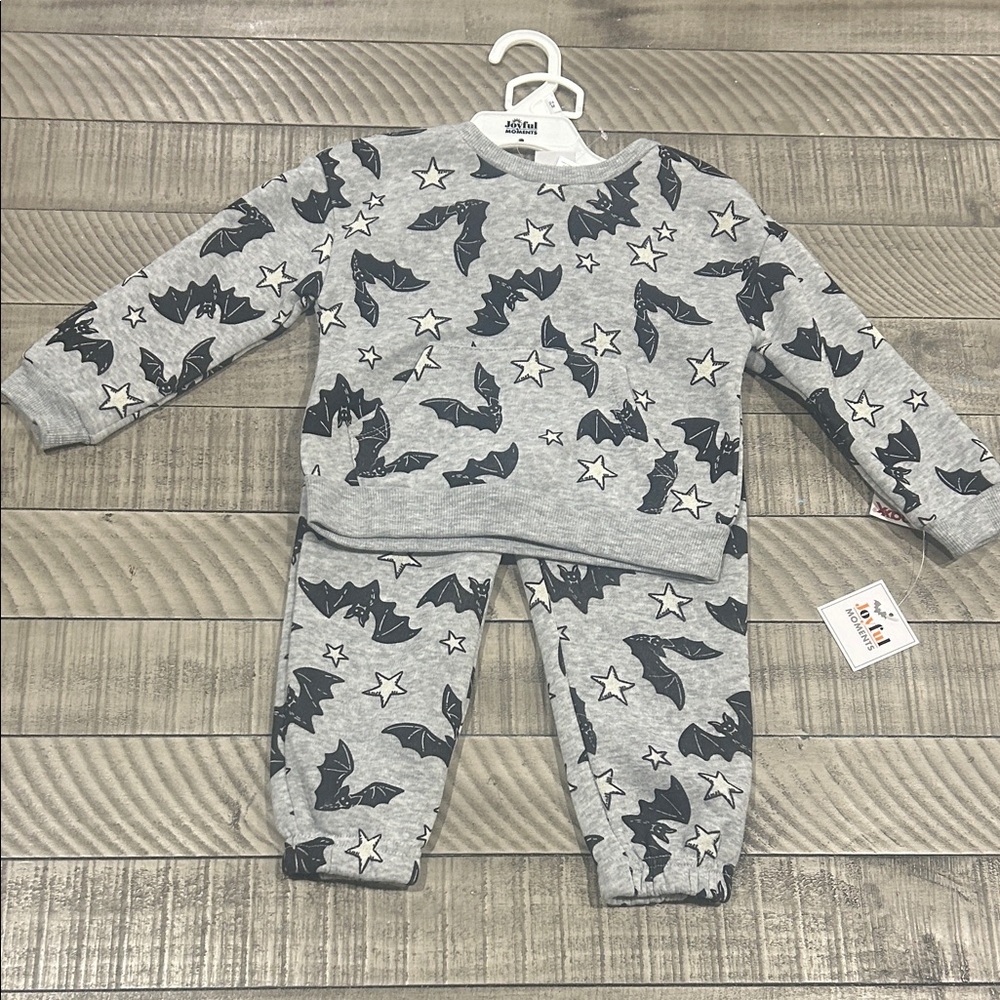 Kids Gray Bat and Star Matching Set